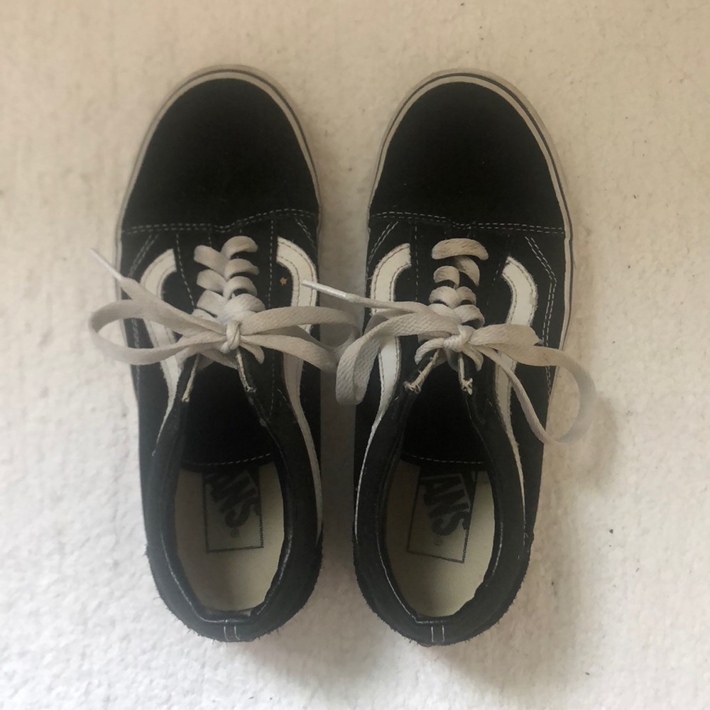 Black vans